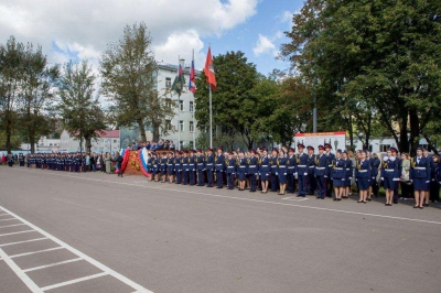 Торжественное построение кадет на плацу Кадетского корпуса СК РФ имени А.Невского  